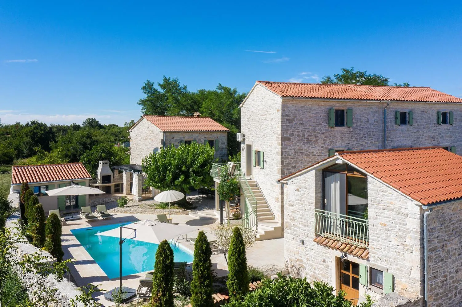 Villa Stanza Campitelli For Up To 21 People In Central Istria With Private Pool And Pet Friendly 巴莱