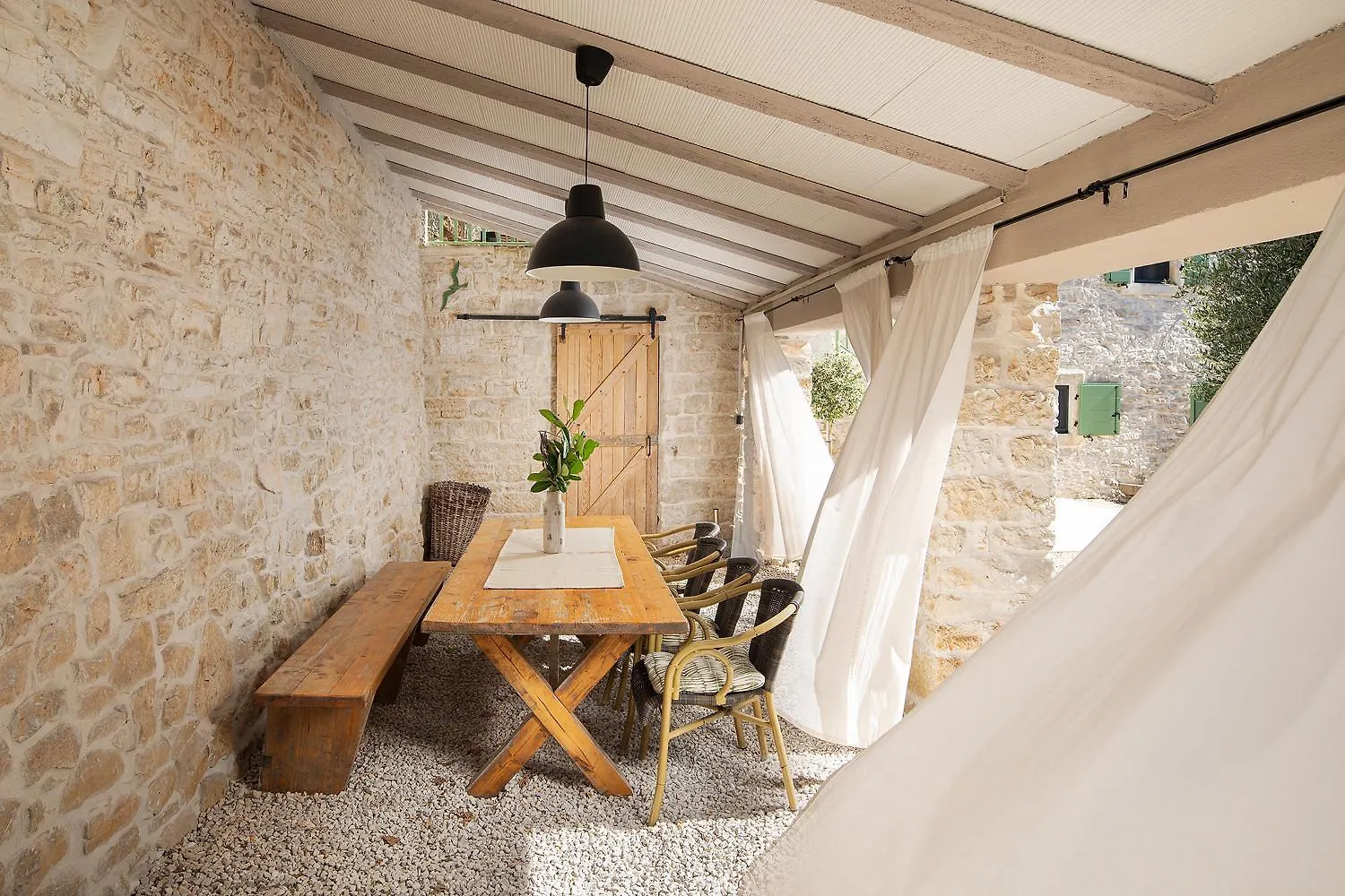 Villa Stanza Campitelli For Up To 21 People In Central Istria With Private Pool And Pet Friendly 巴莱